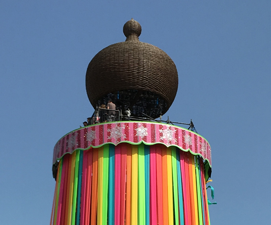Glastonbury Festival willow dome